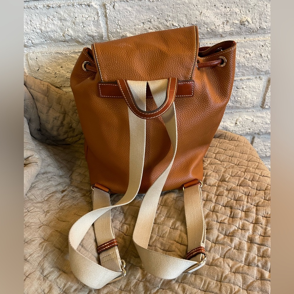 Dooney & Bourke Large Murphy Backpack Pebbled Caramel - Picture 2 of 6